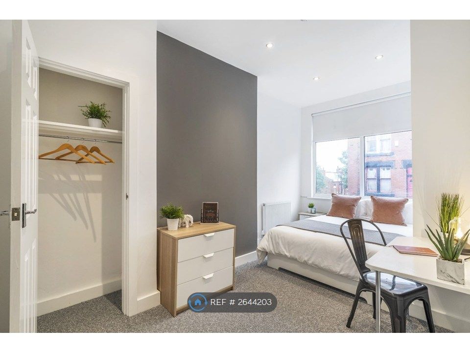 Property photo 1 of 26