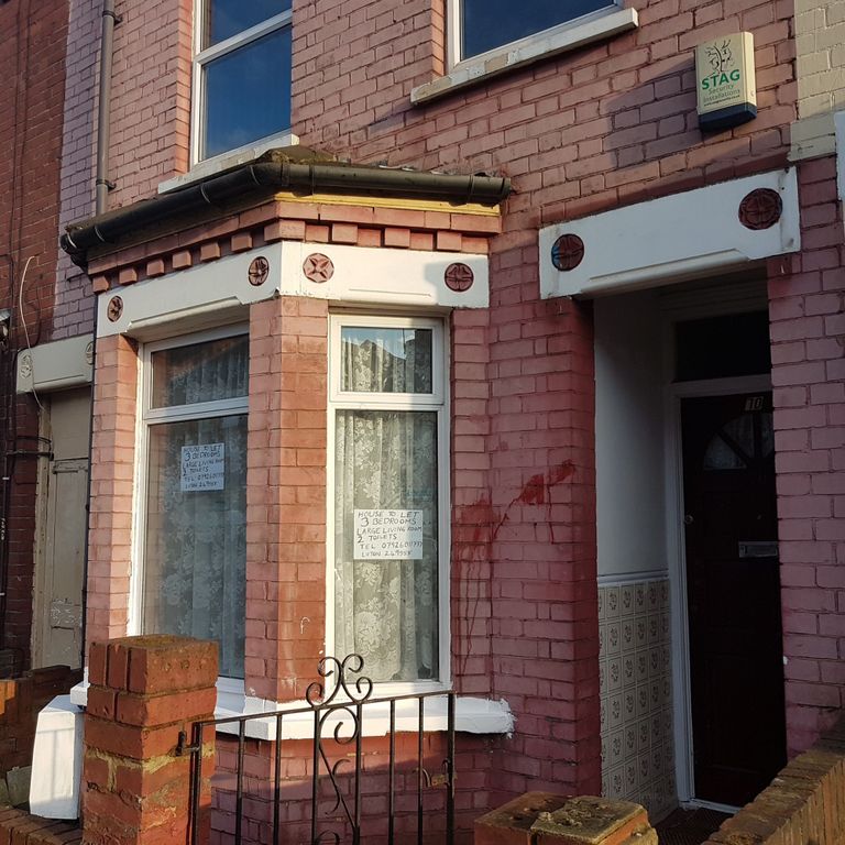 Property photo 1 of 31