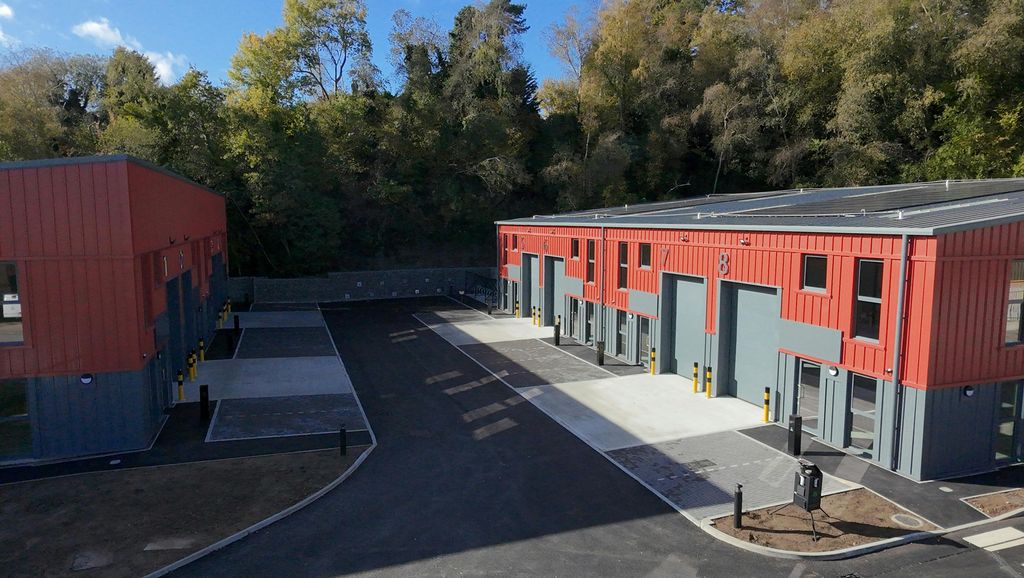 Property photo 2 of 14 Dji_Fly_20251024_123108_0236_1761305731651_Photo.Jpg