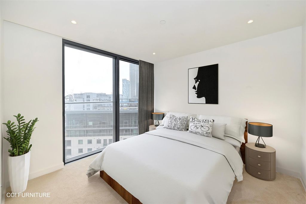 Property photo 3 of 17 Master Bedroom.Jpg