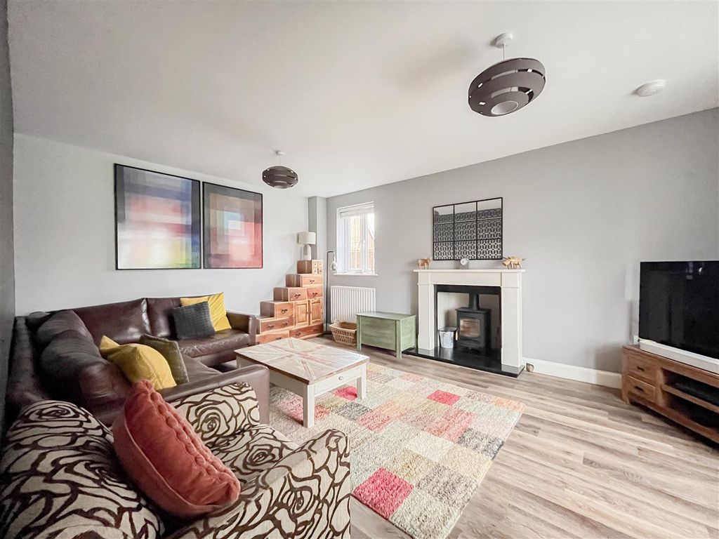 Property photo 2 of 38 12-Img_8393.Jpg