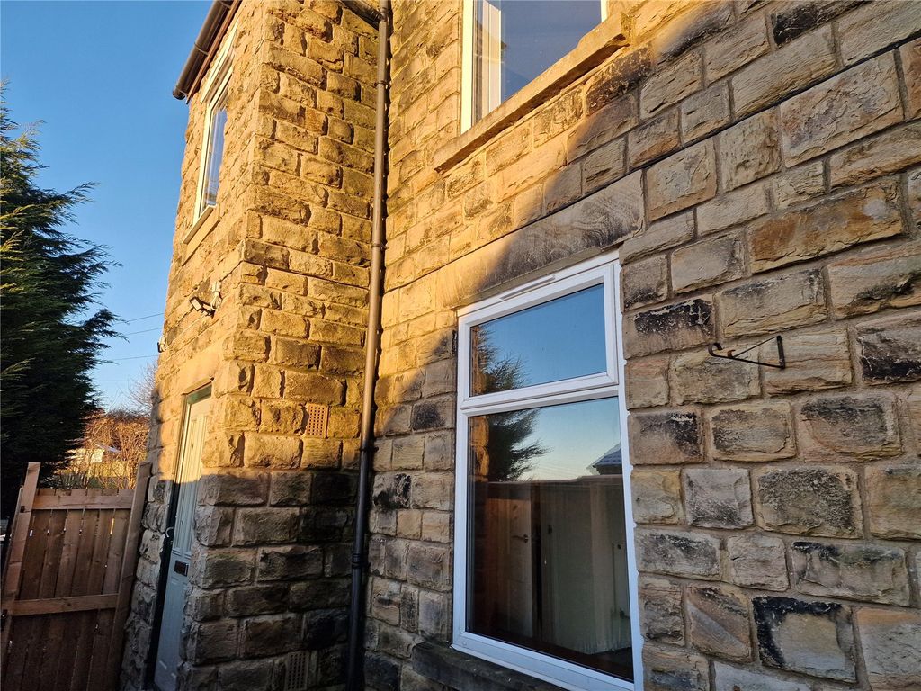 Property photo 2 of 21 Picture No. 02