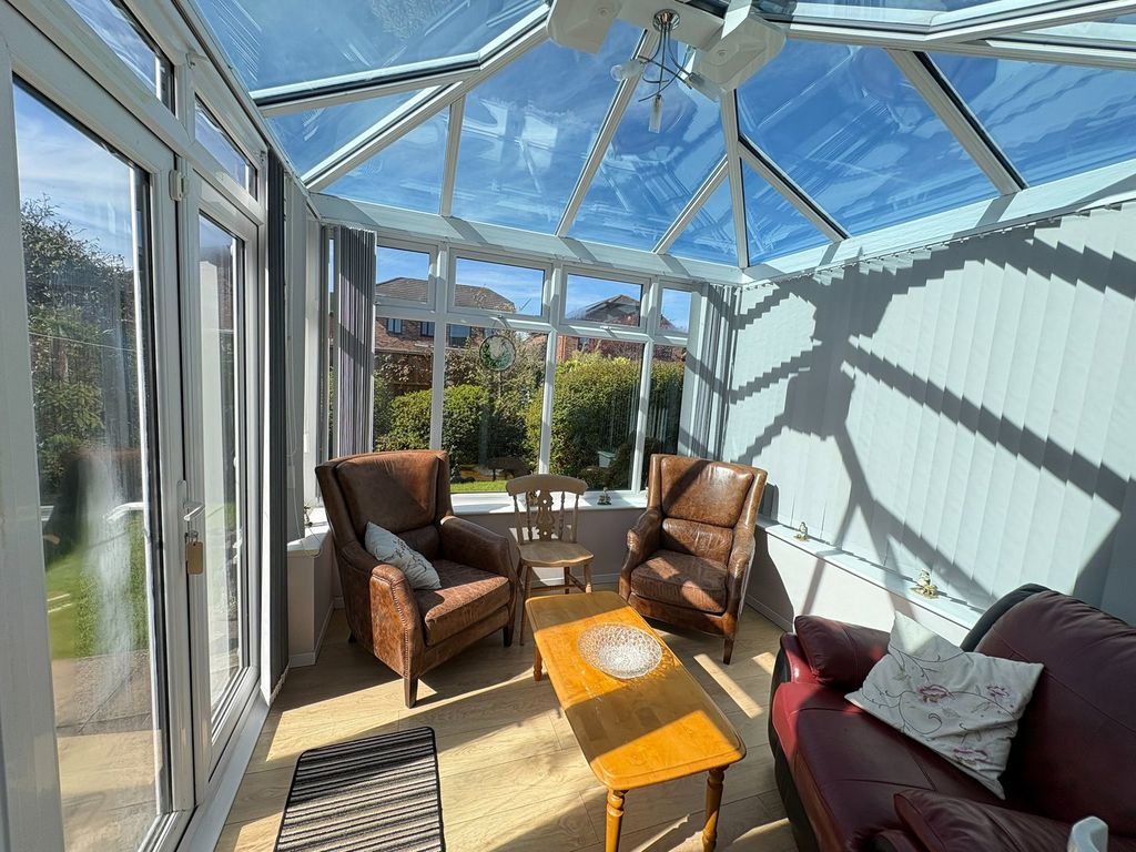 Property photo 3 of 23