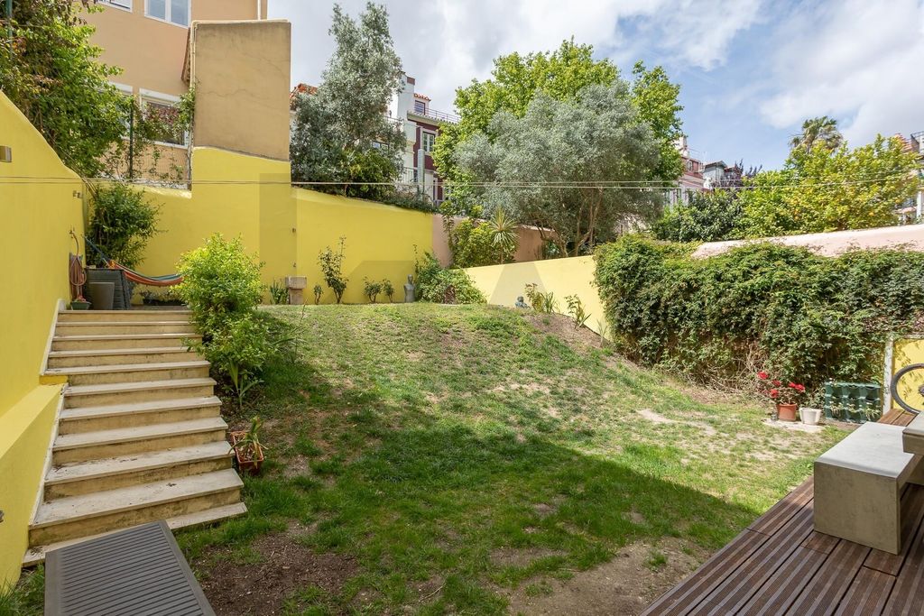 Property photo 3 of 52