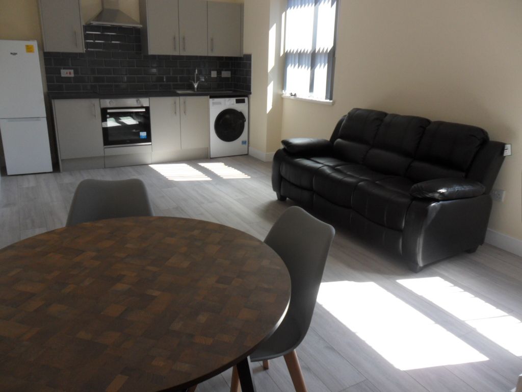Property photo 2 of 9