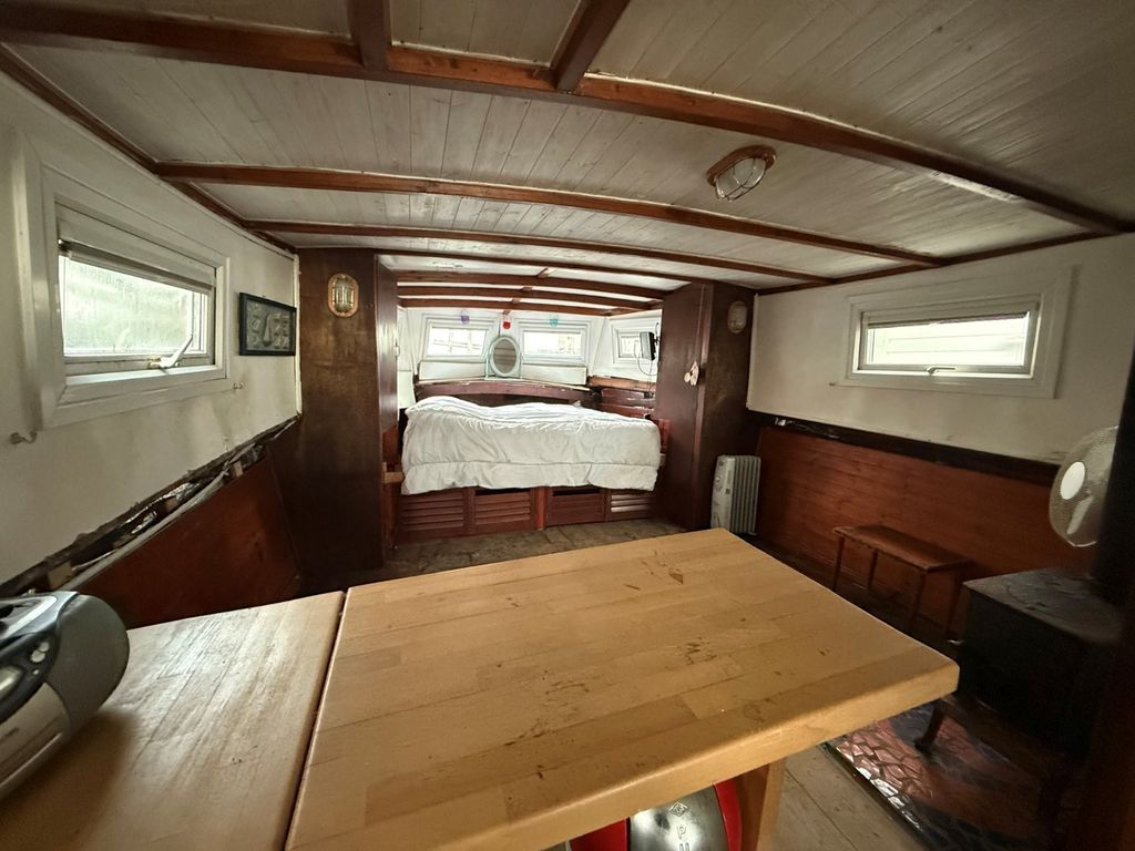 Property photo 2 of 10 Picture No. 12