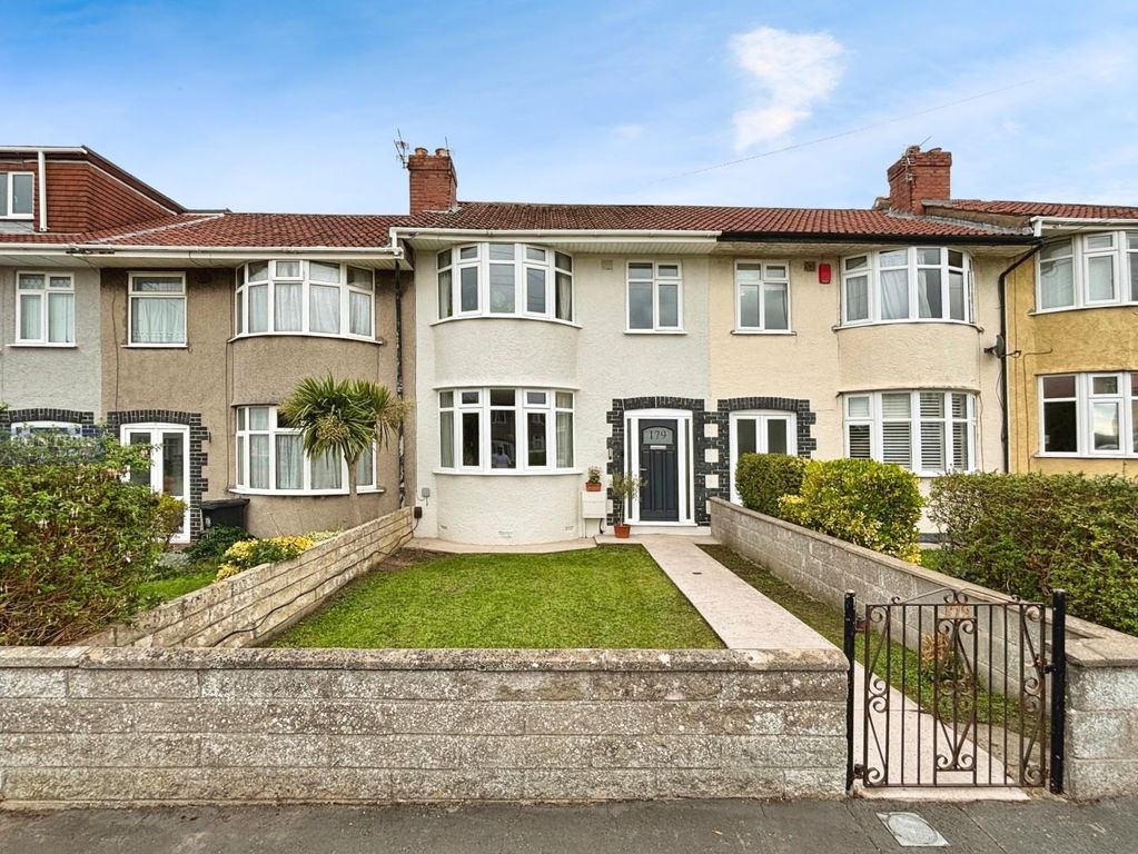 Property photo 3 of 37 Front Garden