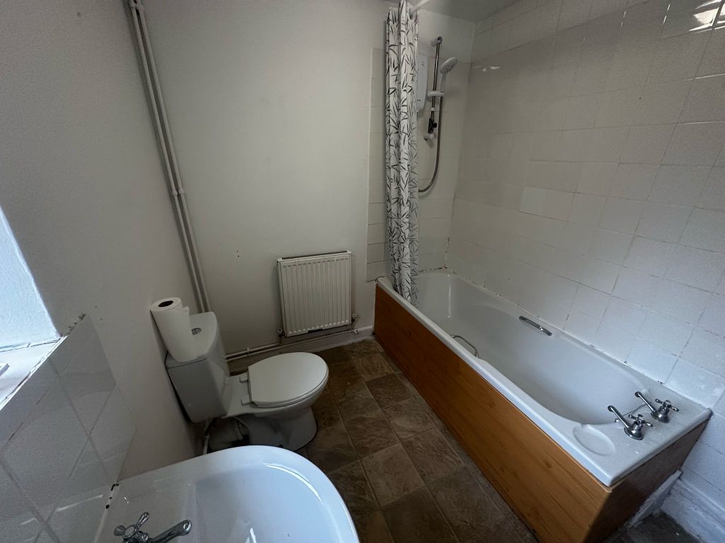 Property photo 2 of 4