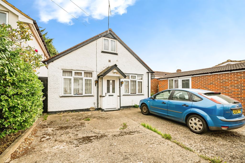 Property photo 1 of 17