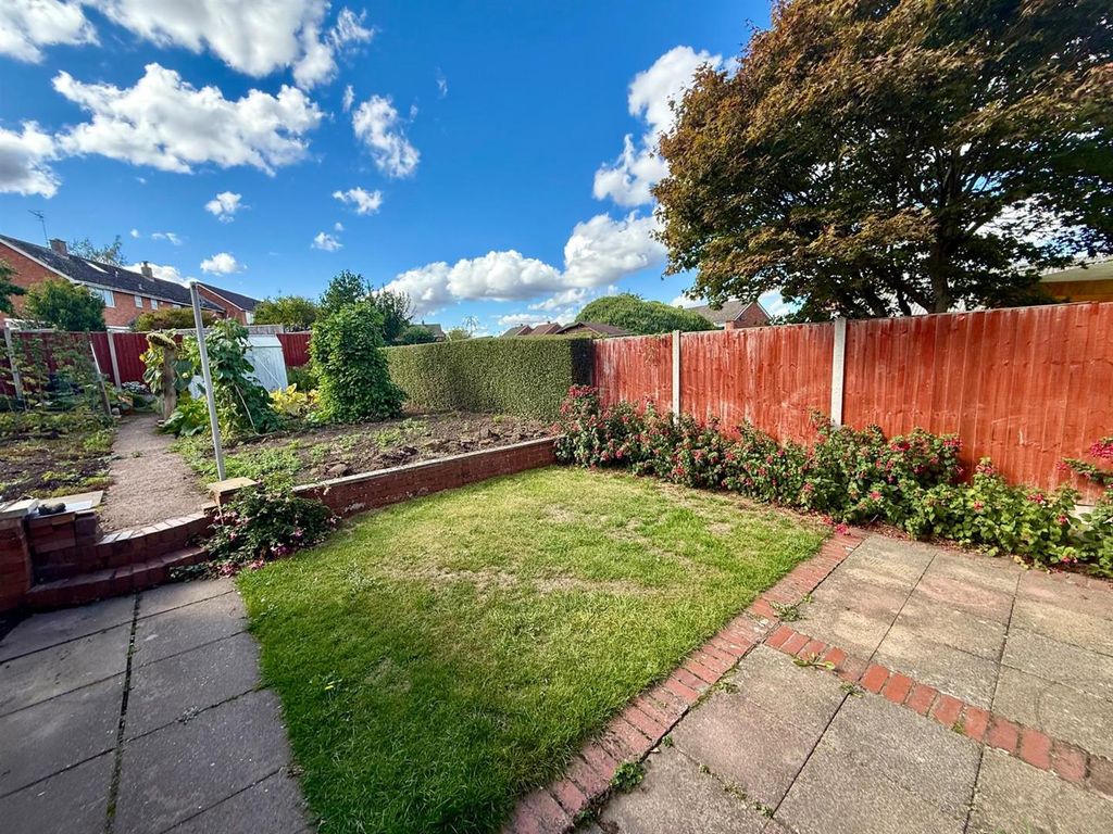 Property photo 2 of 16