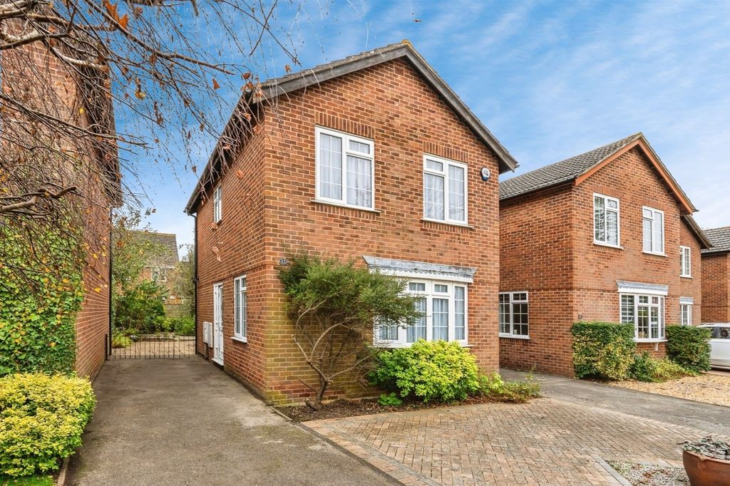 Property photo 1 of 14
