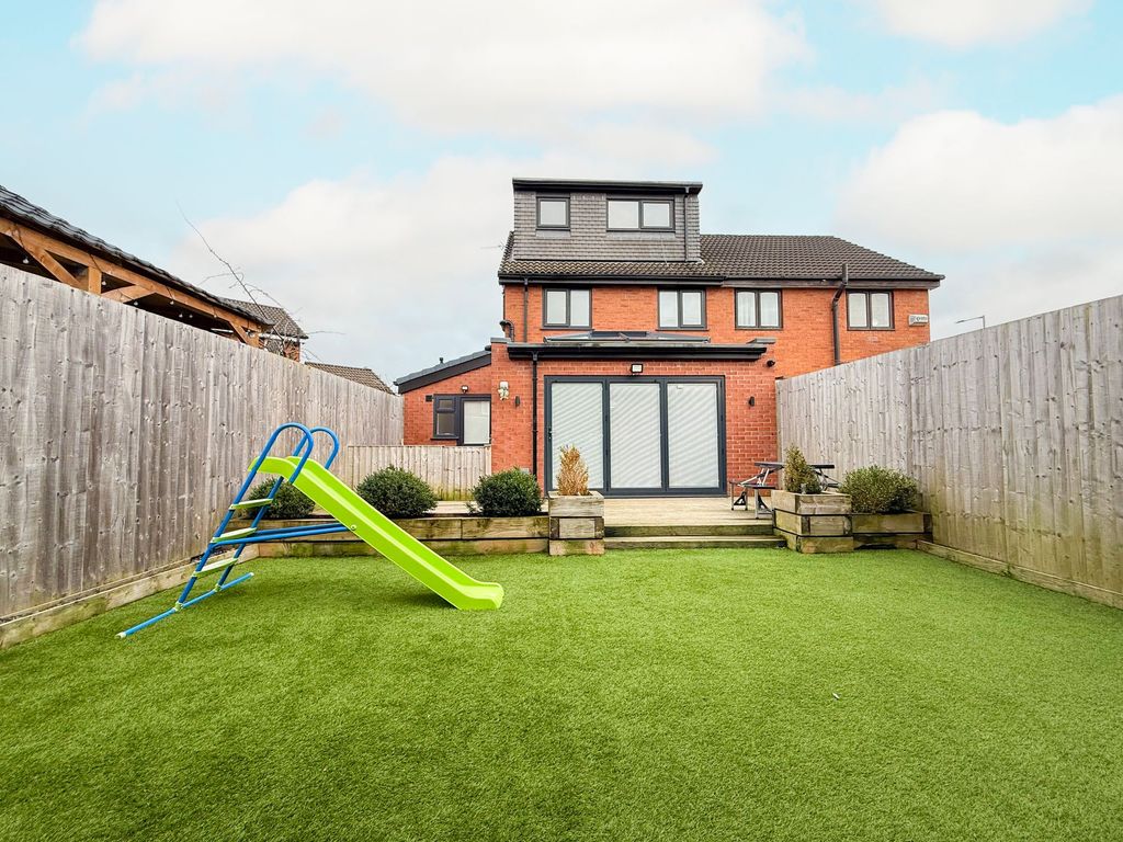 Property photo 3 of 22