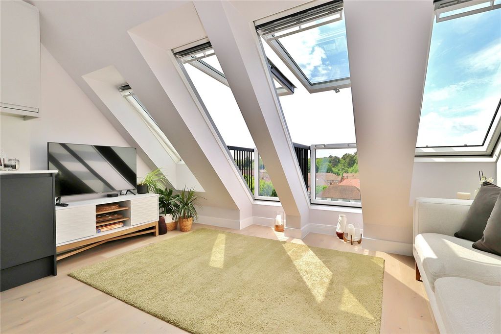 Property photo 1 of 8 Picture 1