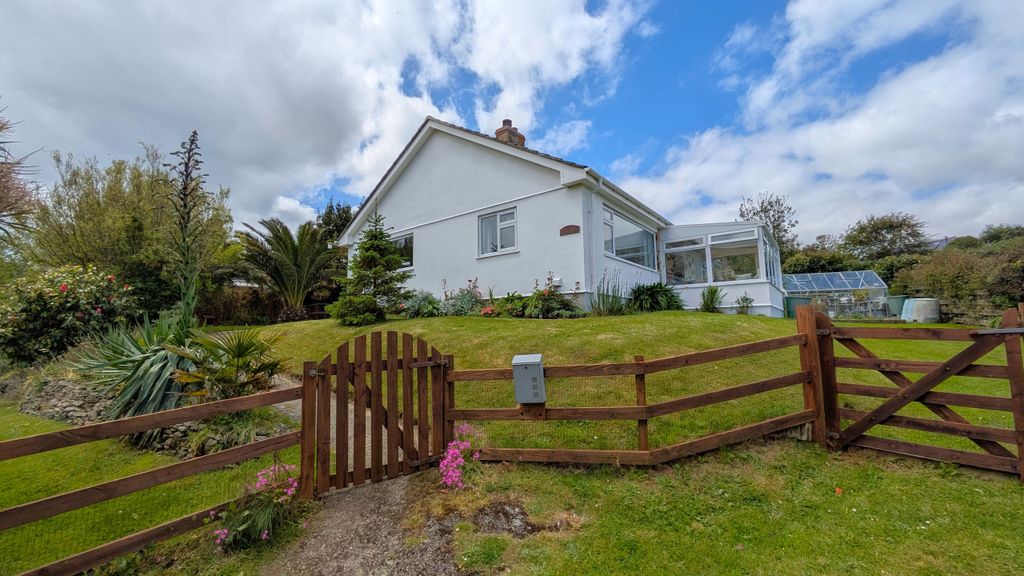 Property photo 1 of 27 Front 2
