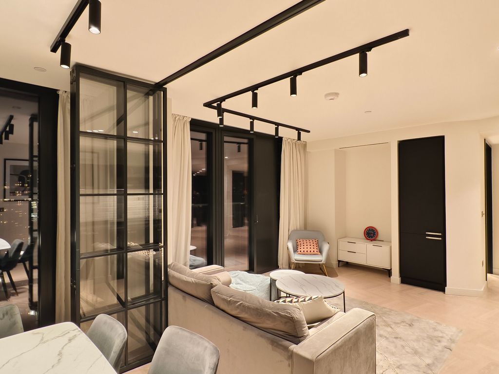 Property photo 3 of 27