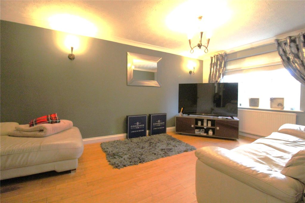 Property photo 3 of 20 Picture No. 22