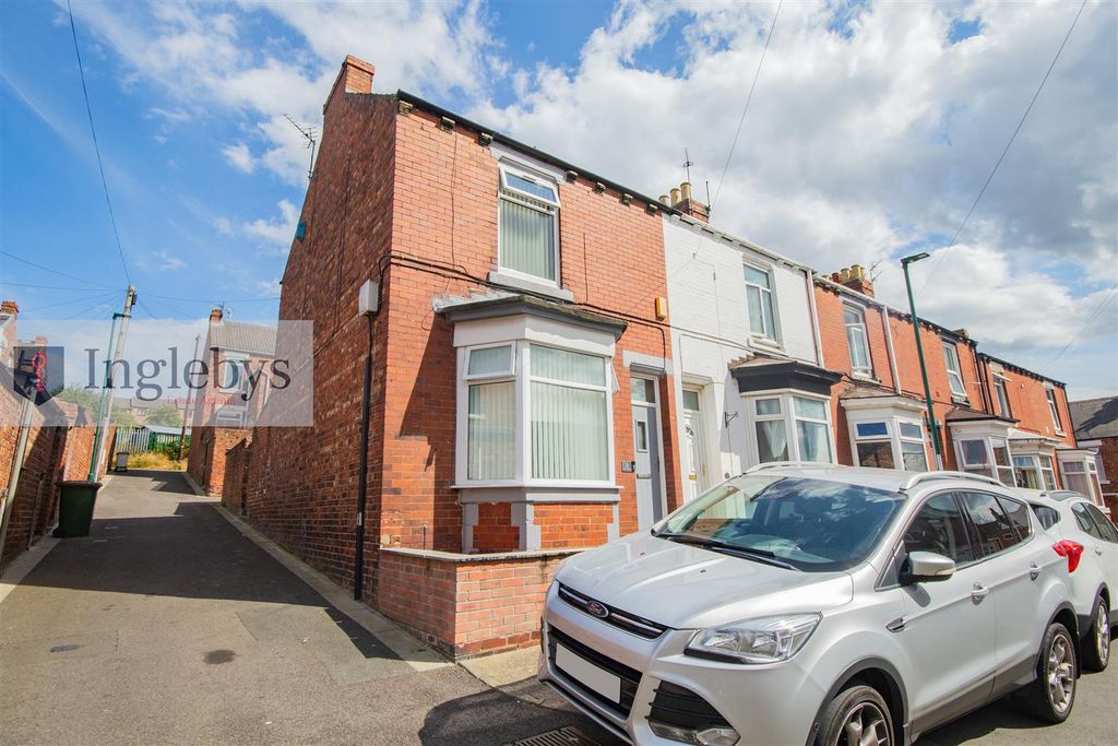 Property photo 1 of 26