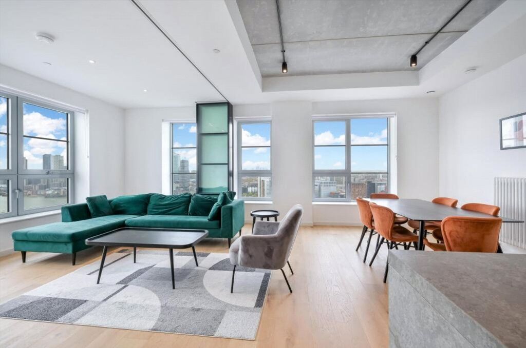 Property photo 1 of 16 Reception Room