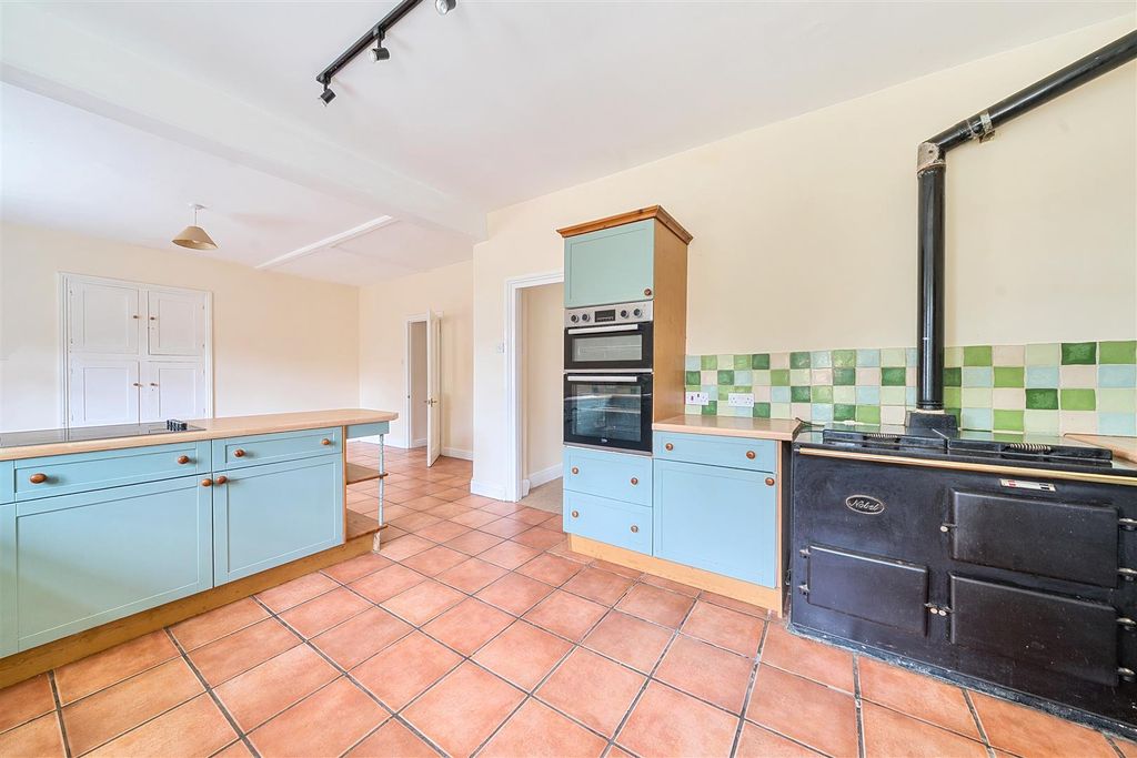 Property photo 2 of 16 Kitchen