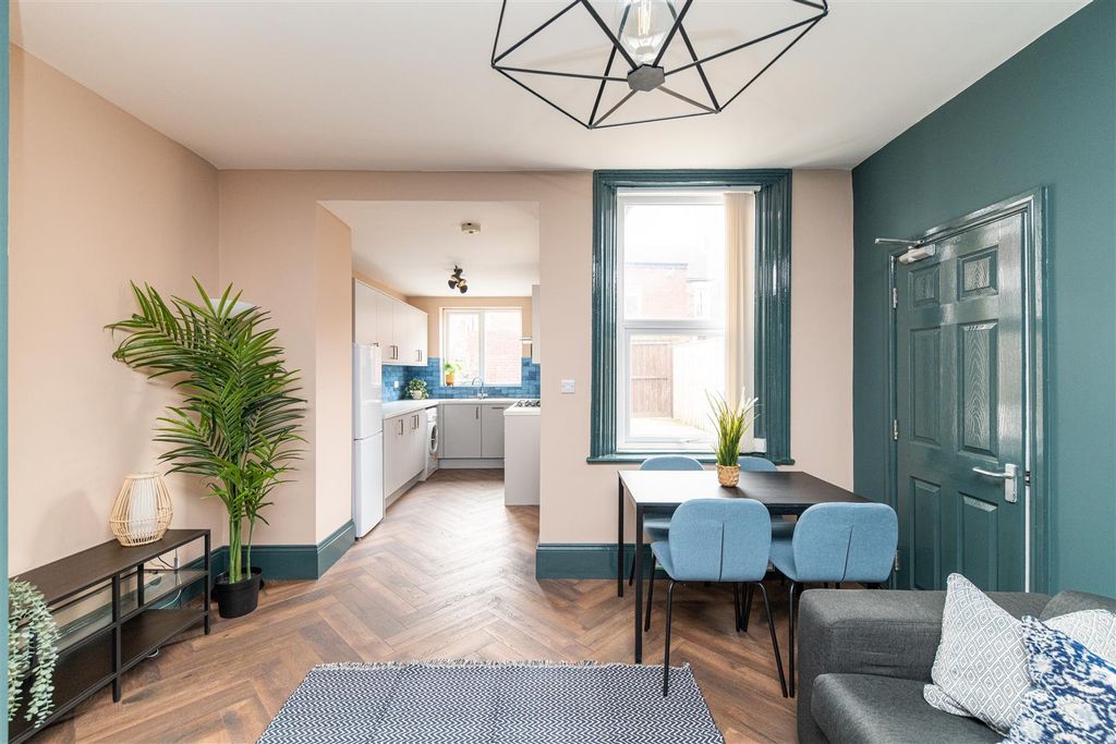 Property photo 3 of 27 Edit-2644.Jpg