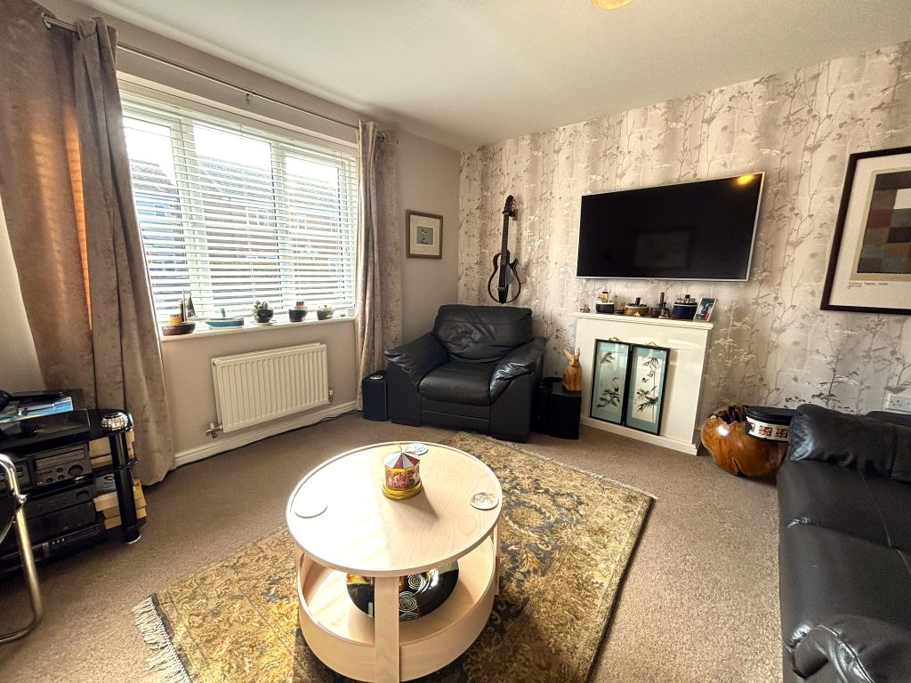 Property photo 2 of 18 Photograph 2