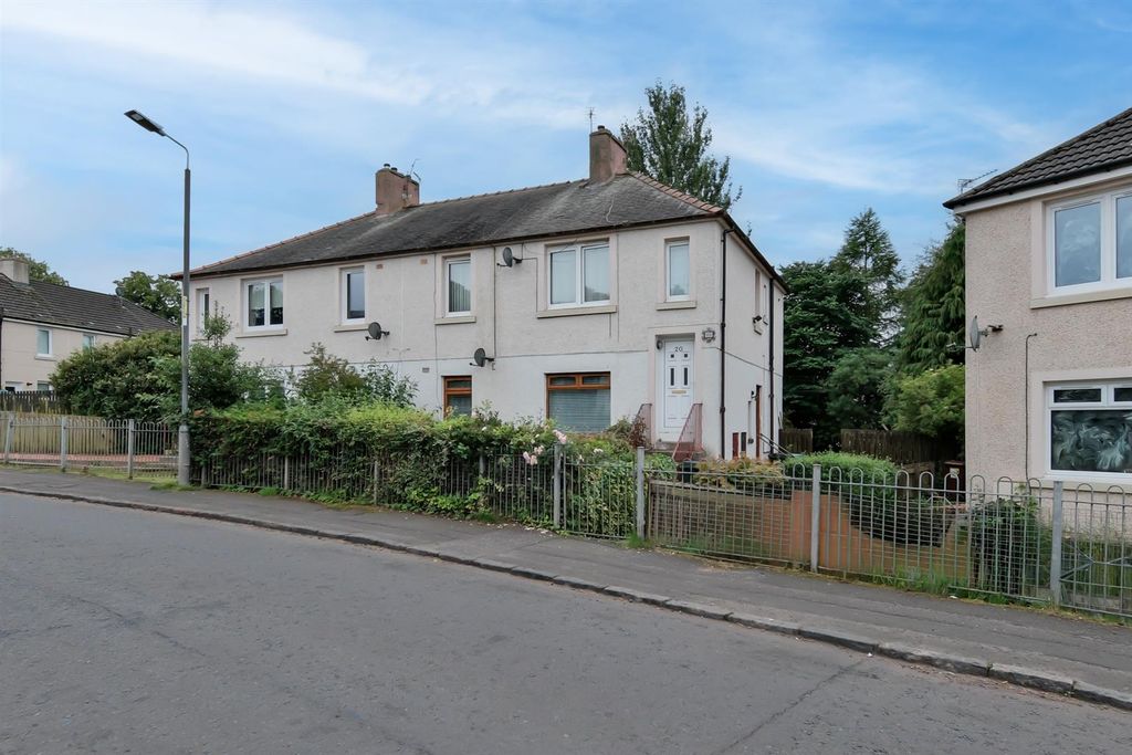 Property photo 3 of 26 003-18 Wingate Street Wishaw ML2 7Uw.Jpg