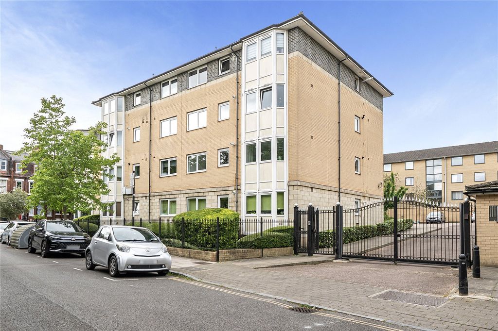 Property photo 1 of 11 Picture No. 26