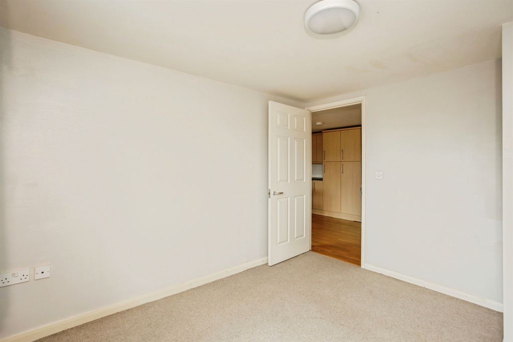 Additional image 10 of 1 bed flat for saleSt. Annes Close, Oakham LE15