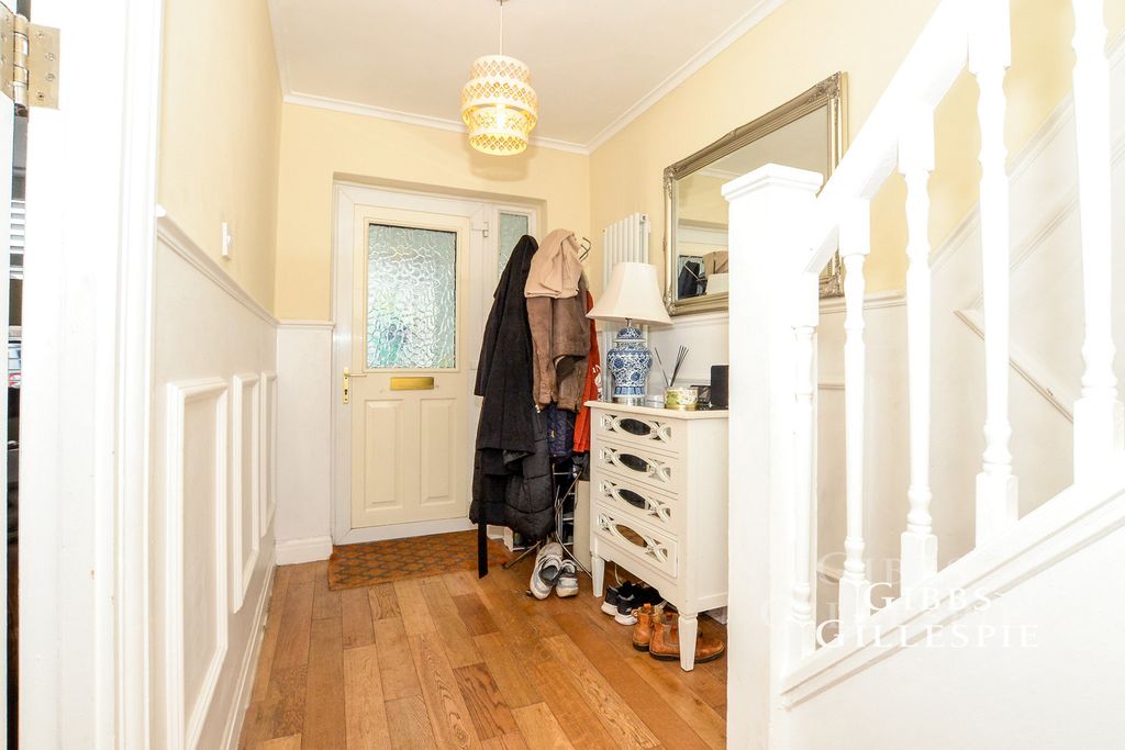 Property photo 2 of 8 Pbox-Img.Jpg