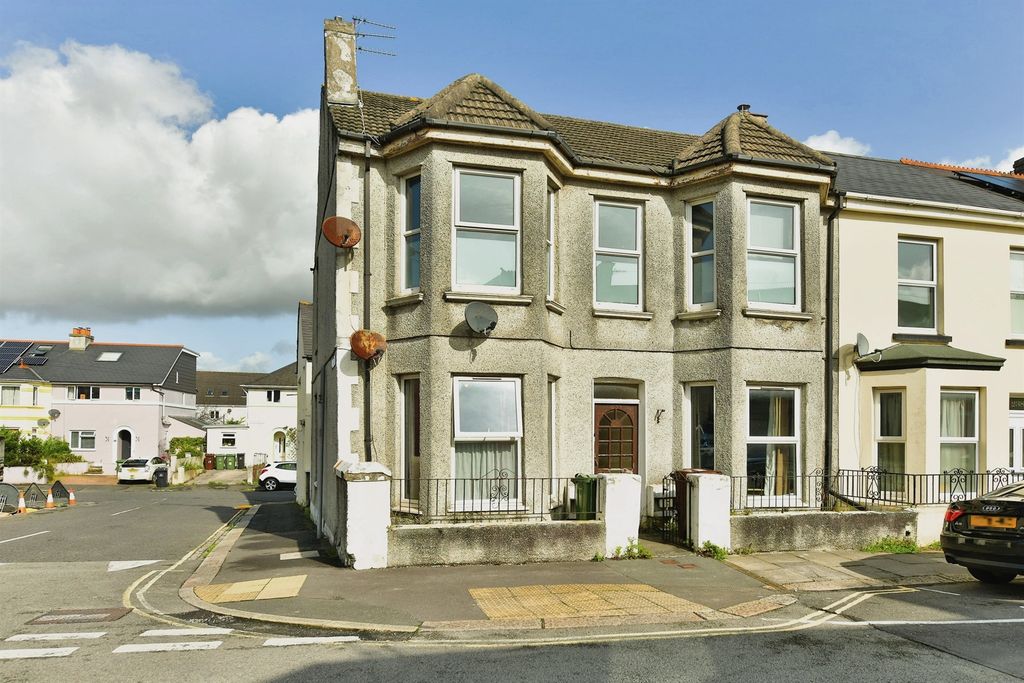 Property photo 1 of 15