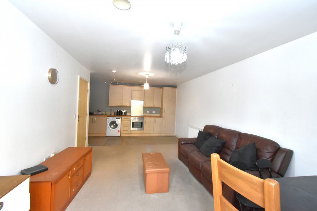 Property photo 3 of 11 Gallery