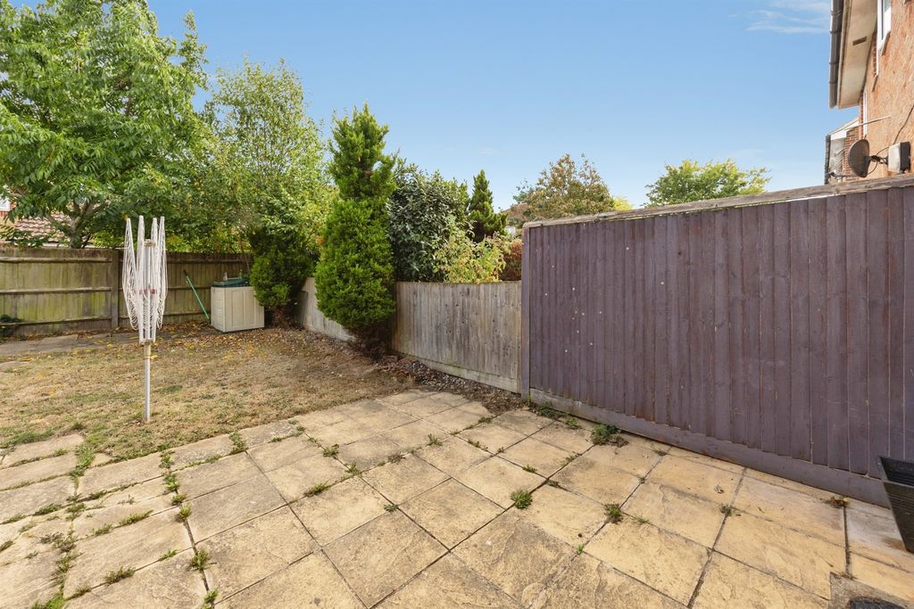 Property photo 2 of 11