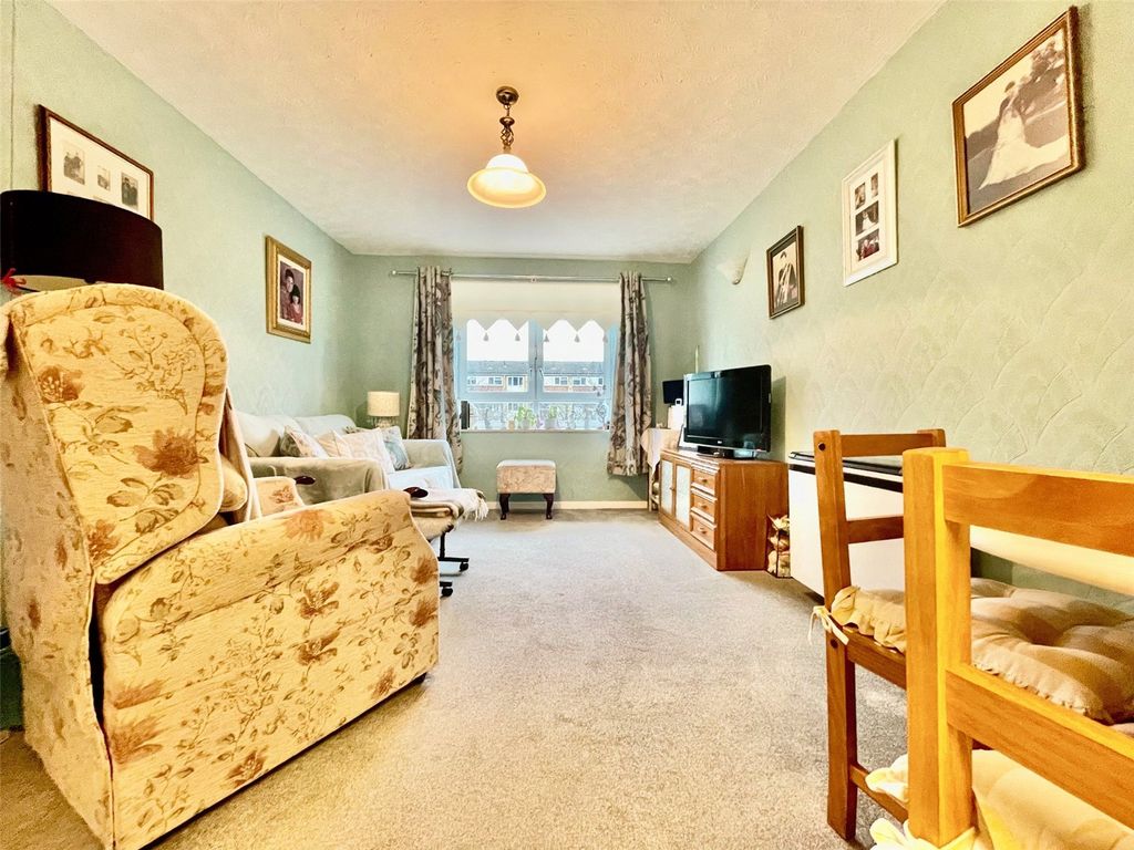 Property photo 2 of 14 Picture No. 02