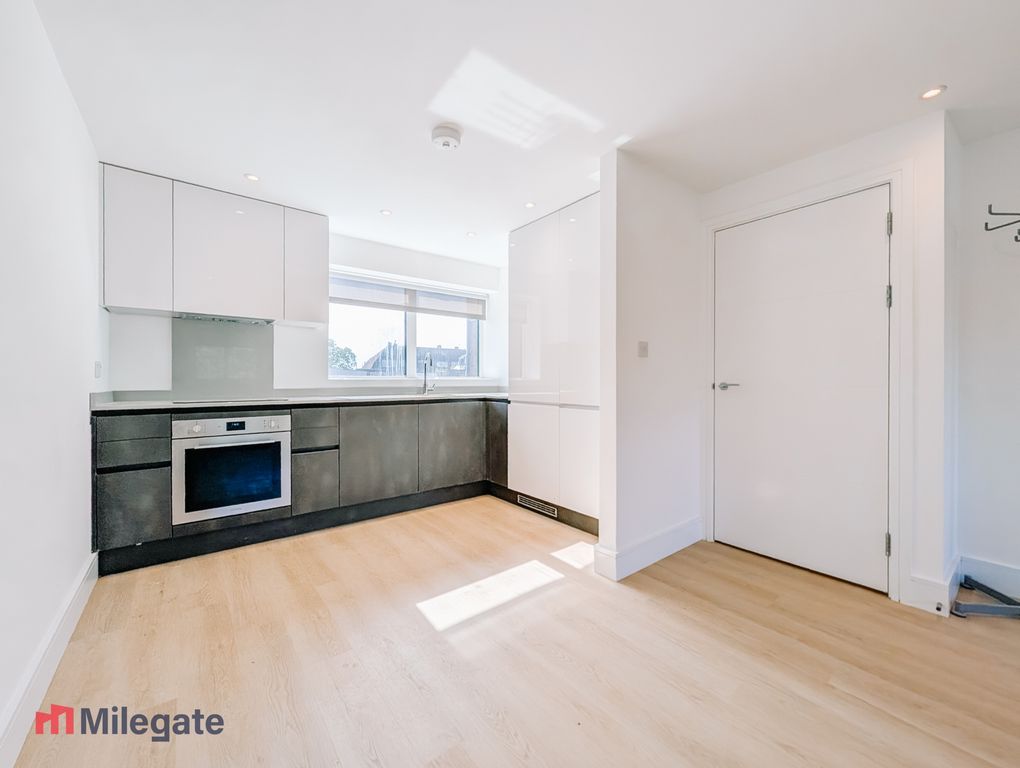 Property photo 2 of 5 Photo 2