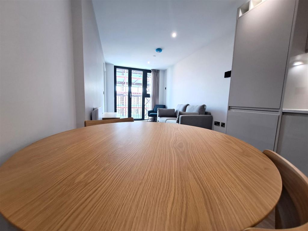 Property photo 3 of 10 501 2.Jpg