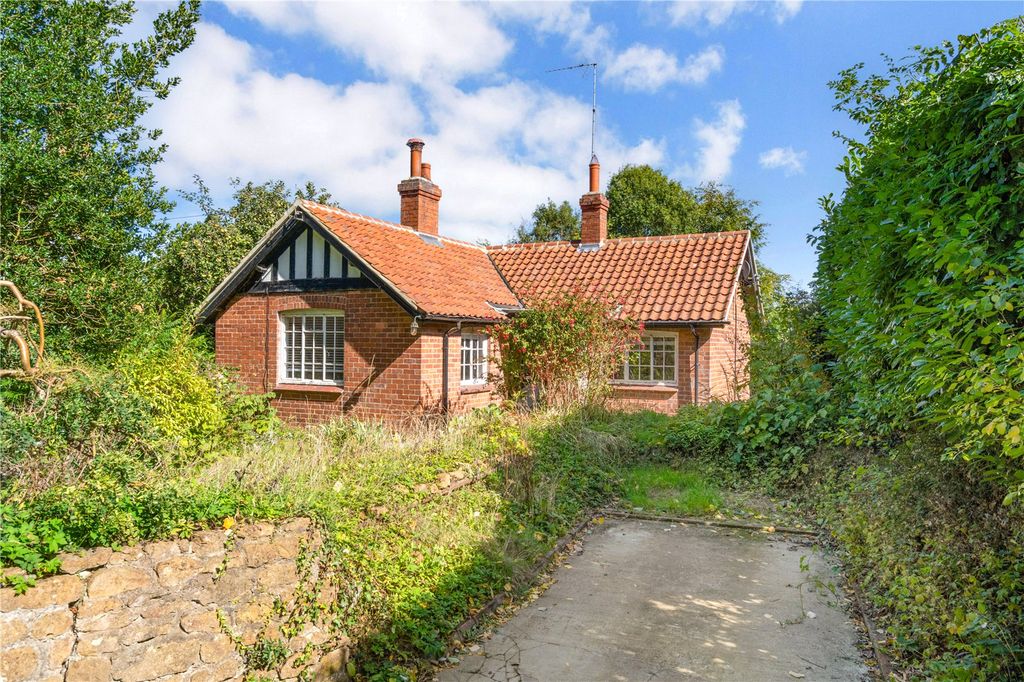 Property photo 1 of 9 Front Elevation