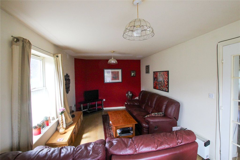 Property photo 2 of 14 Living Room