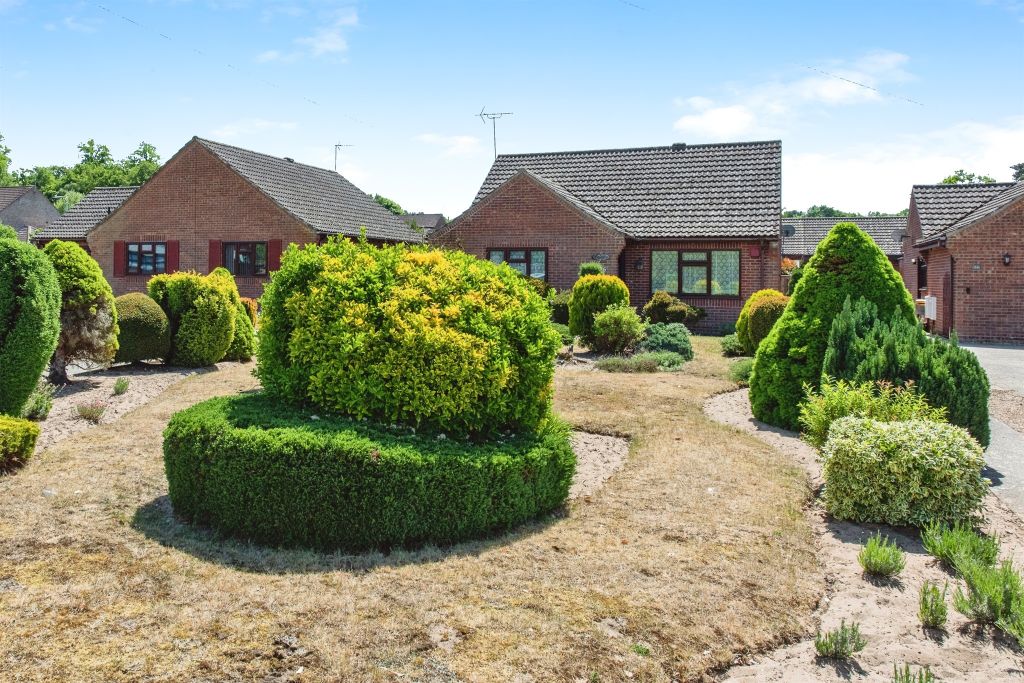 Property photo 1 of 17