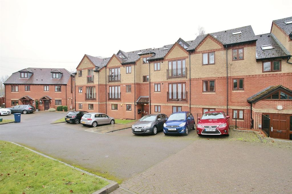 Property photo 1 of 7