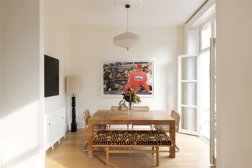 Property photo 3 of 14 Picture No. 14