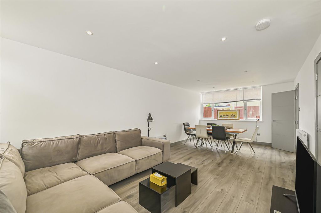 Property photo 3 of 18 Living Room 2 .Jpg