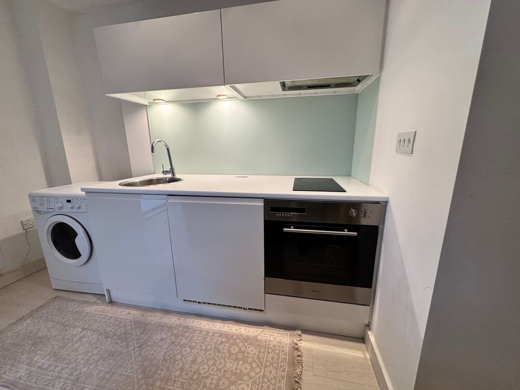 Property photo 3 of 11 Img_6050