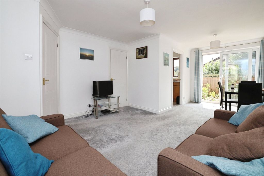 Property photo 3 of 12 Picture No. 12