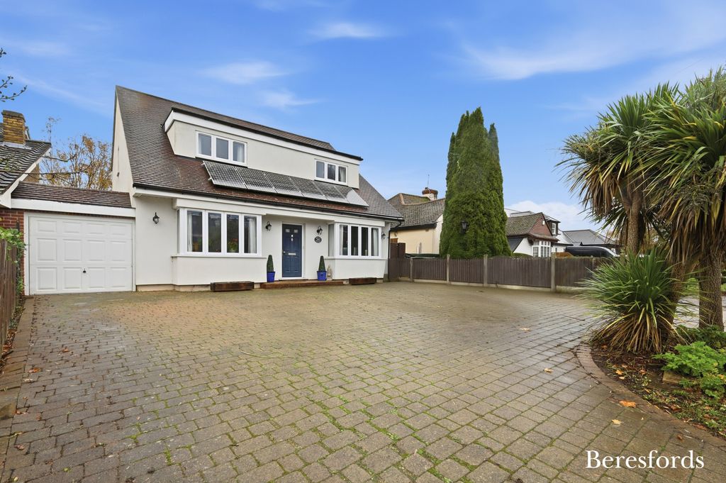 Property photo 1 of 23 Front