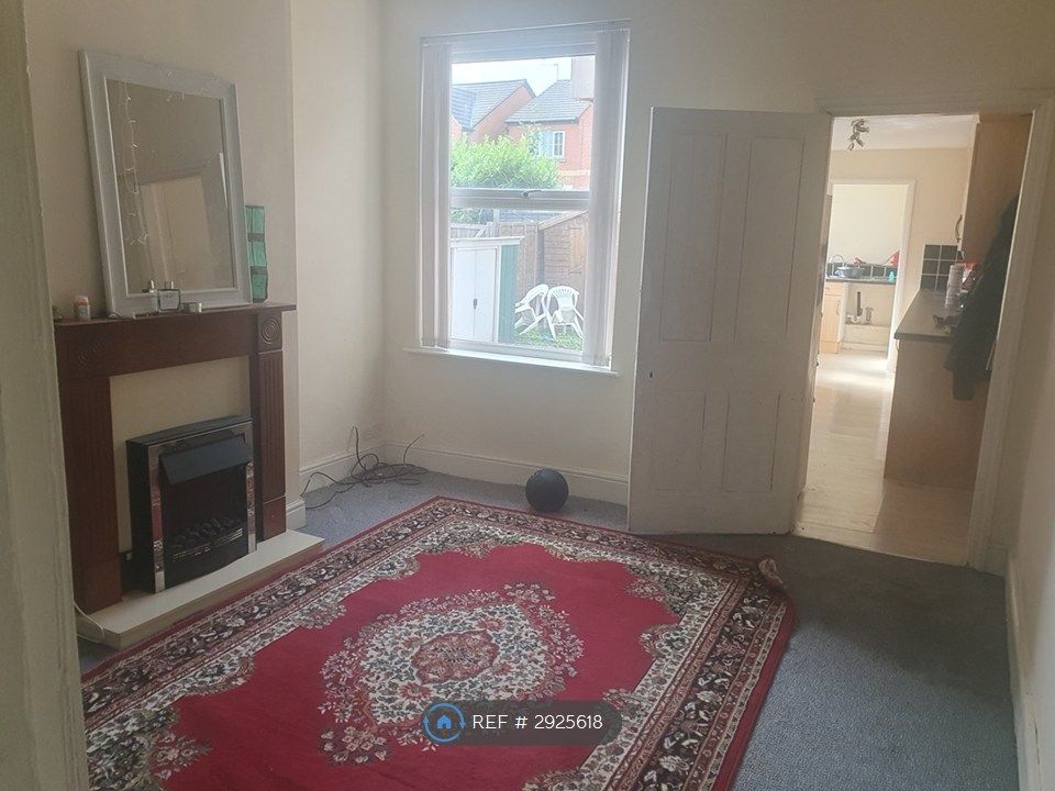 Property photo 1 of 8 Back Room 2