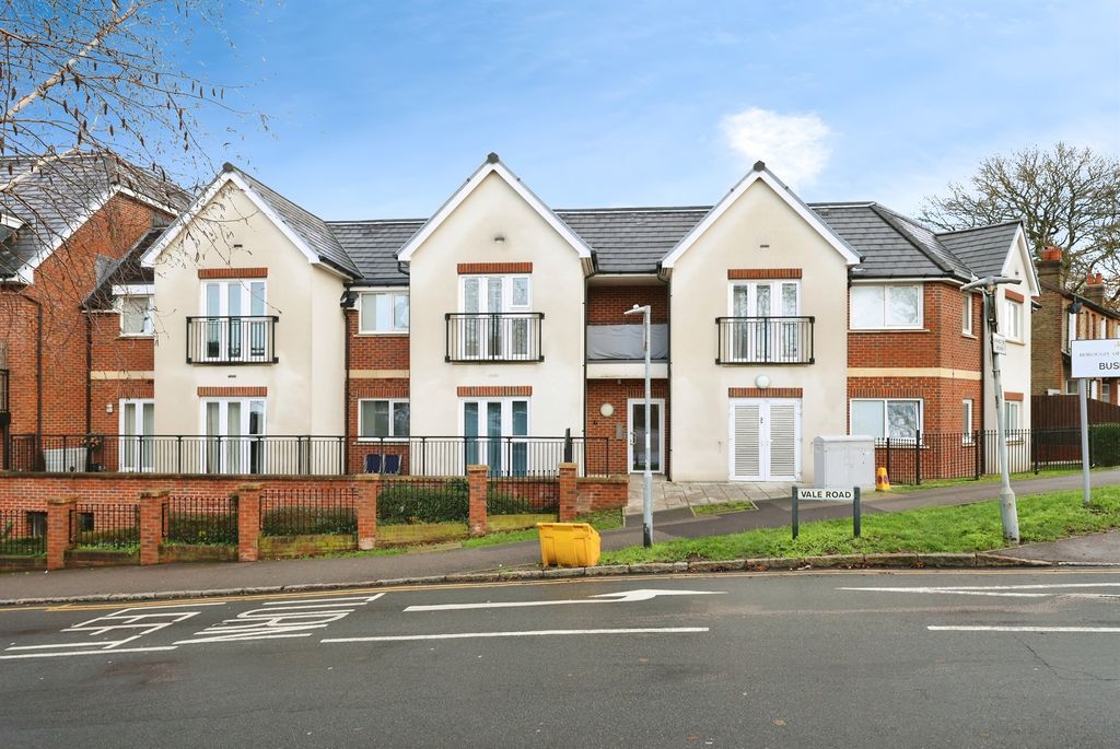 Property photo 1 of 20