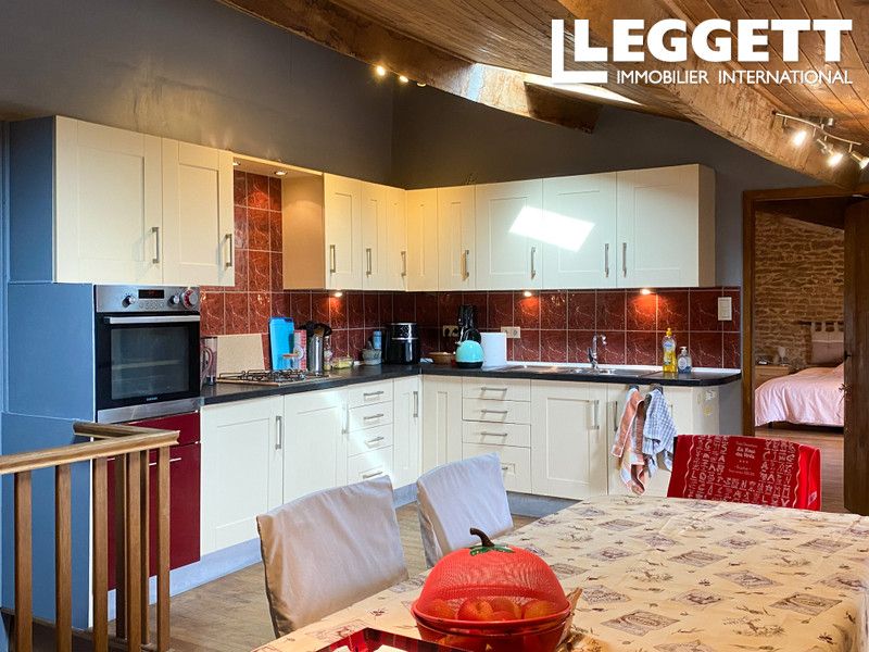 Property photo 3 of 10