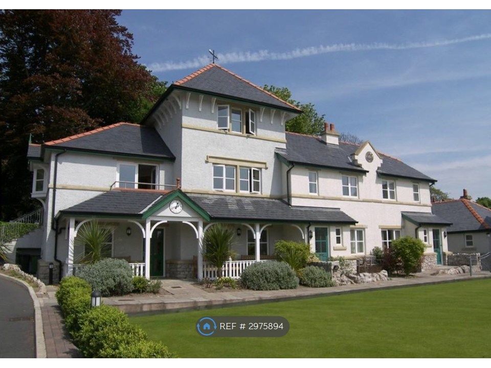 Property photo 1 of 17 22 Graythwaite Court Grange-Over-Sands