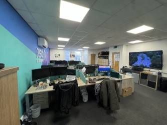 Property photo 3 of 4