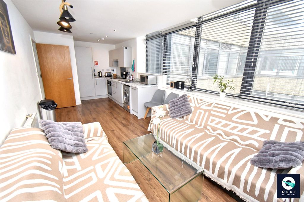 Property photo 1 of 10 Picture No. 07